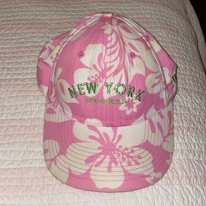 Womens Yankees hat